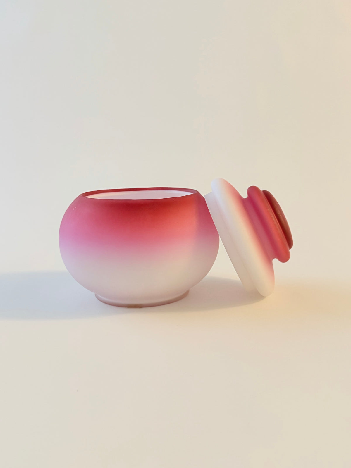 Bulbous Pink Diana Peach Blow Jar